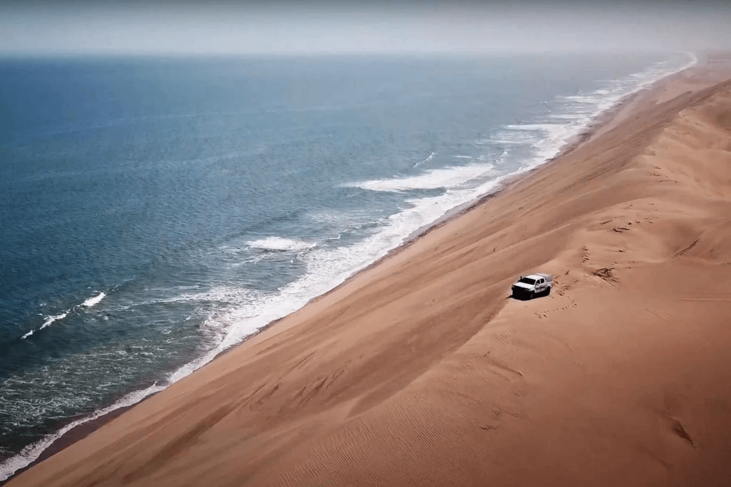 Discover Sossusvlei, Coast and Etosha Tour
